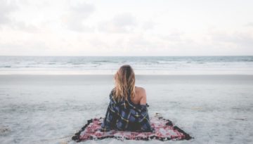 cody-black-327733-unsplash